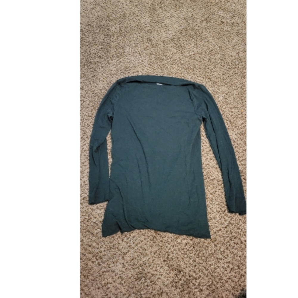 Open shoulder long sleeve